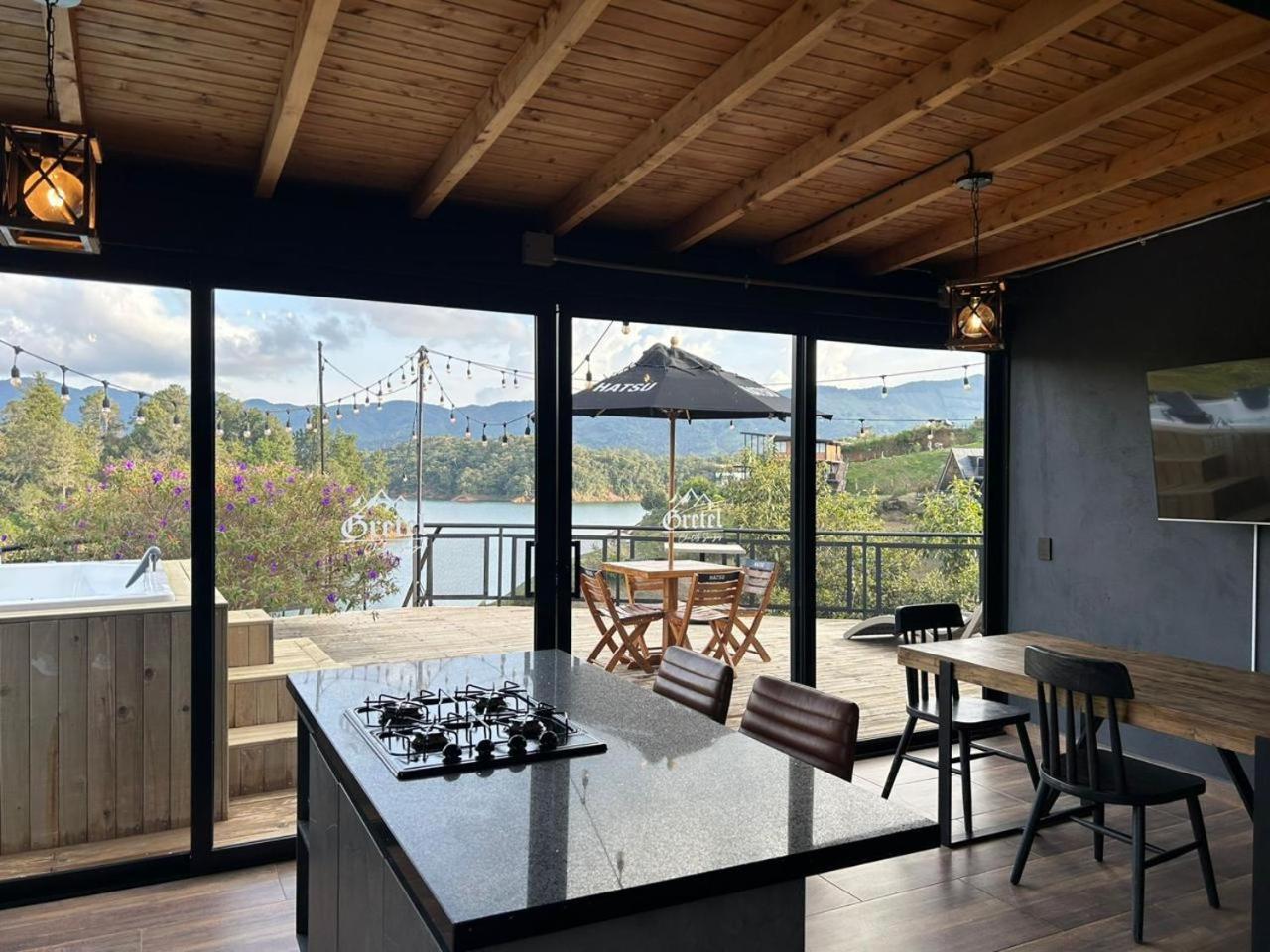 Gretel Chalets Suizo Guatapé Exterior foto